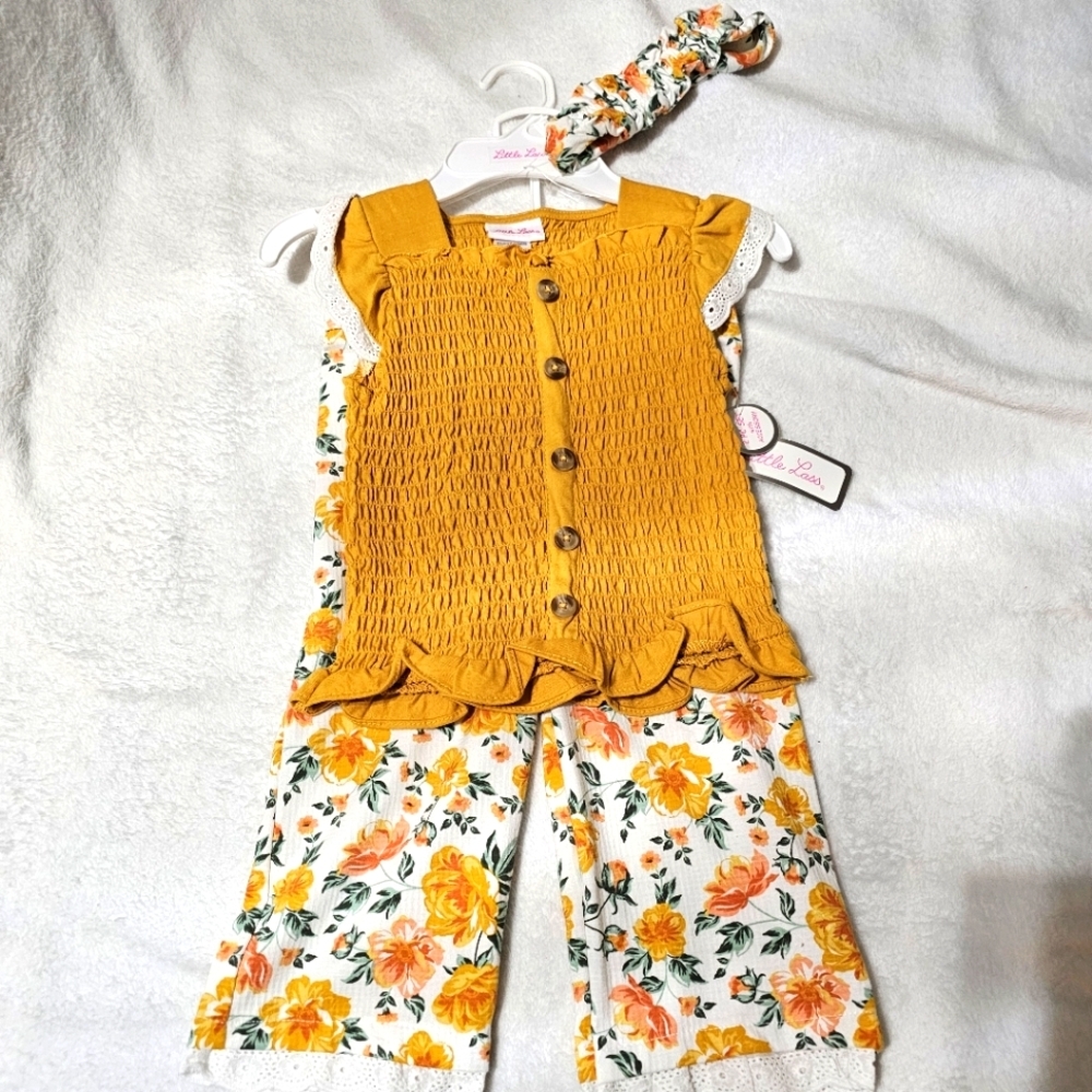 Little lass 3 piece marigold Floral set Nwt Size 5